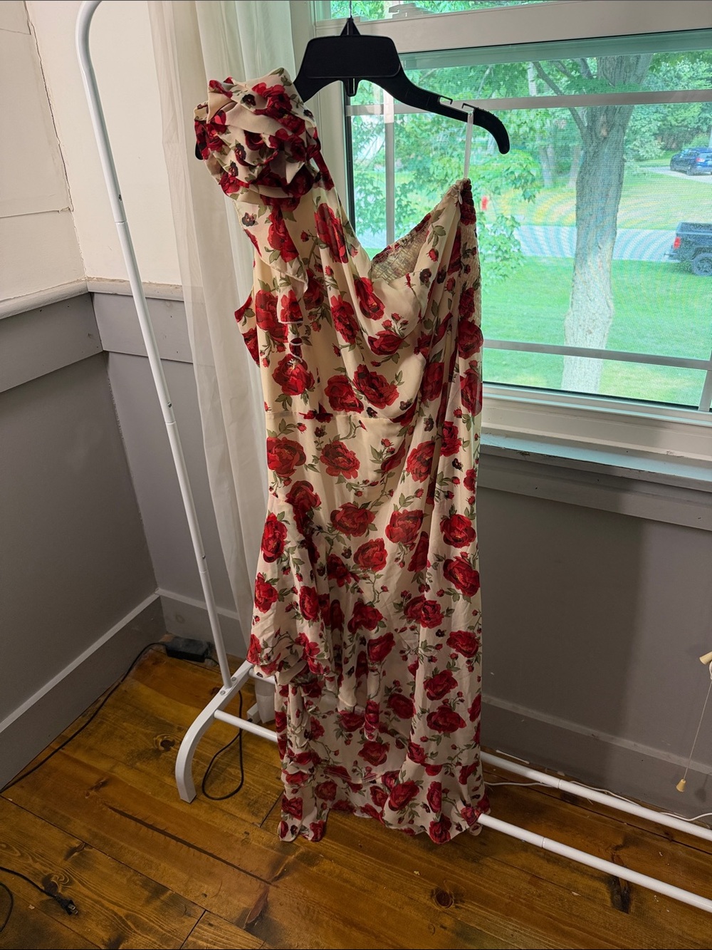 Amazon One-Shoulder Floral Maxi Dress in Ivory and Red